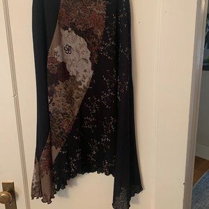 Large Worthington flowy skirt